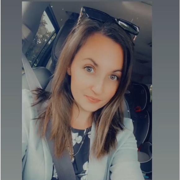 Meet your Posher, Kelly - Picture 1 of 1